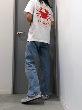 「BEAMS」｜「アイテム（スリッポン）」を使った、りさん（レディース・162cm）の秋コーディネート