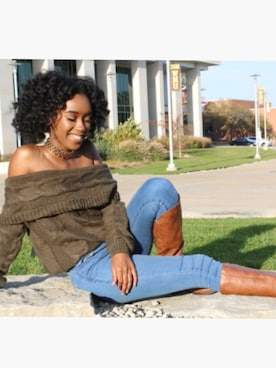 Hannah Lauren Mojetさんのコーディネート