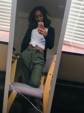 Hannah Lauren Mojetさんのコーディネート