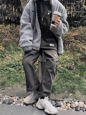 「Yeezy（イージー）のアイテム（アクセサリー）」を使った、小陈同学さん（レディース・168cm）の冬コーディネート