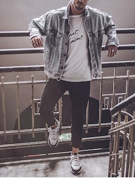 「CONVERSE（コンバース）のアイテム（デニムジャケット）」を使った、用户5522244994さん（メンズ・175cm）の秋コーディネート