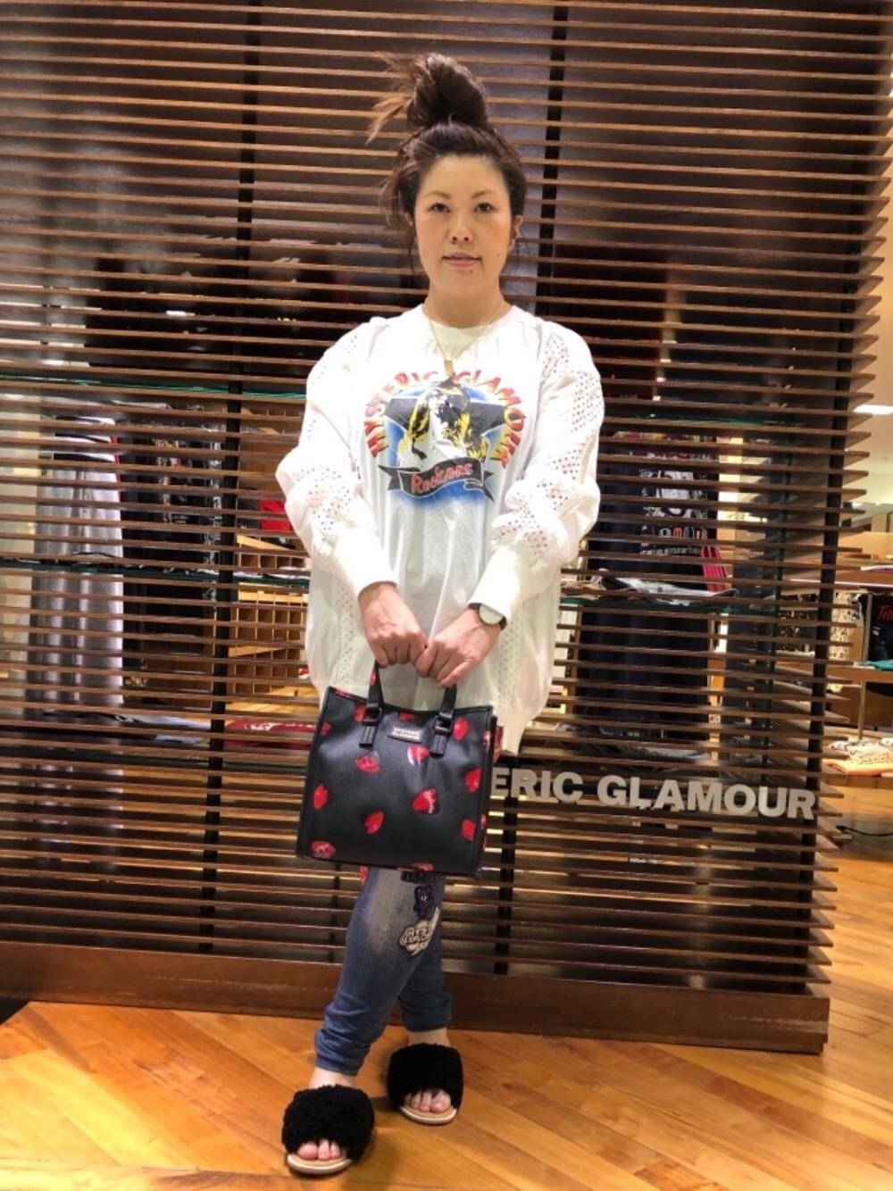 「プルオーバー、レース、大人カジュアル、楽ちんスタイル、夏コーデ、低身長、ロングヘア、ヒステリックグラマー、デニムレギンス、涼しげ素材」｜「HYSTERIC GLAMOURのYOU PAY ネックレス（ネックレス、ゴールド系）」を使った、ともさん（レディース・154cm）の夏コーディネートの1枚目の写真