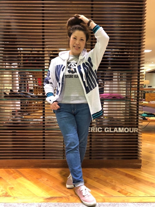 HYSTERIC RAINBOW PANDA刺繍スウェット HYSTERIC GLAMOUR（ヒステリックグラマー）の「RAINBOW PANDA