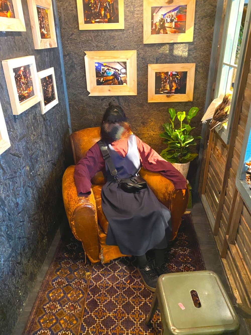 「秋のコーデ、秋、シンプルコーデ、ラクチンコーデ、スカート、低身長コーデ、オトナ女子、秋服準備はじめました、プチプラコーデ、carhartt」｜「archivesの【WEB限定色追加♪】タックジャンパースカート（ジャンパースカート、ブルー系）」を使った、かたかなさん（レディース・148cm）の秋コーディネートの1枚目の写真