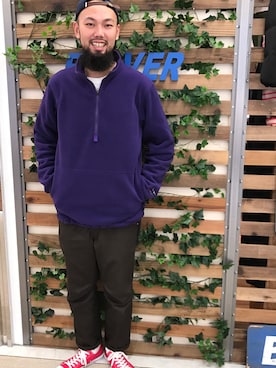 「POLeR OUTDOOR STUFF（ポーラーアウトドアスタッフ）のアイテム」を使った、すずき ともたかさん（メンズ・183cm）の秋コーディネート