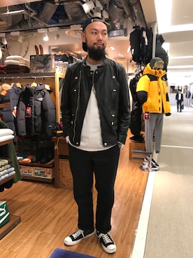 「POLeR OUTDOOR STUFF（ポーラーアウトドアスタッフ）のアイテム」を使った、すずき ともたかさん（メンズ・183cm）の秋コーディネート