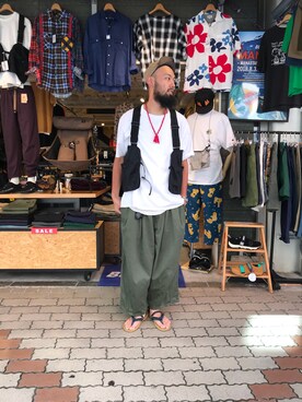 「is-ness（イズネス）のアイテム」を使った、すずき ともたかさん（メンズ・183cm）の夏コーディネート