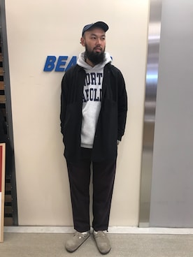 「BEAVER別注」｜すずき ともたかさん（メンズ・183cm）の秋コーディネート