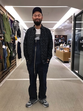 すずき ともたかさん（メンズ・183cm）の春コーディネート