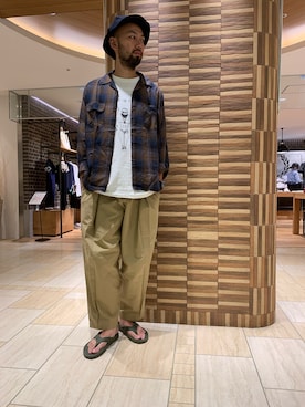 「FUNG（ファング）のアイテム（トップス）」を使った、すずき ともたかさん（メンズ・183cm）の夏コーディネート