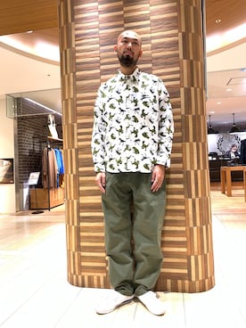 「BEAVER（ビーバー）のアイテム（トップス）」を使った、すずき ともたかさん（メンズ・183cm）の秋コーディネート