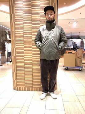 「TIGRE BROCANTE（ティグルブロカンテ）のアイテム（パンツ）」を使った、すずき ともたかさん（メンズ・183cm）の秋コーディネート