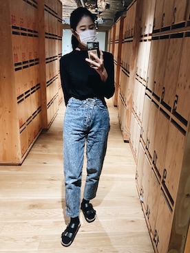 「黒タートルネック」｜「アイテム（パンツ）」を使った、imacurryさん（レディース・167cm）の冬コーディネート