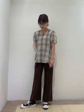 「CONVERSE TOKYO（コンバーストウキョウ）のアイテム（スラックス）」を使った、MIOさん（レディース・157cm）の春コーディネート