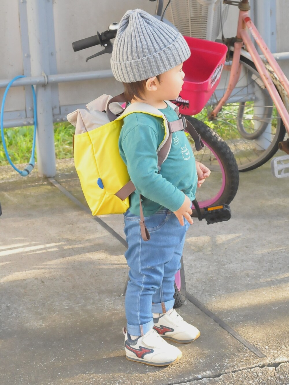「秋冬コーデ、男の子コーデ」｜「西松屋のアイテム（ニットキャップ/ビーニー、グレー系）」を使った、sean111さん（キッズ・80cm）の秋コーディネートの1枚目の写真