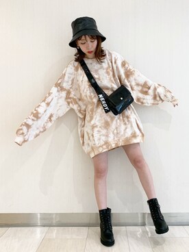 「Heather（ヘザー）のアイテム（ボディバッグ/ウエストポーチ）」を使った、みさっきーさん（レディース・154cm）の秋コーディネート