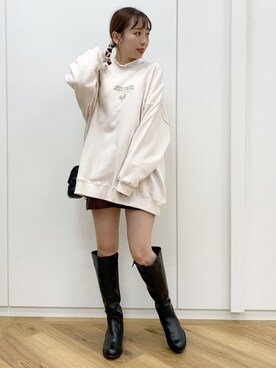 「ラブアンドピース2020」｜「アイテム（スウェット）」を使った、みさっきーさん（レディース・154cm）の秋コーディネート