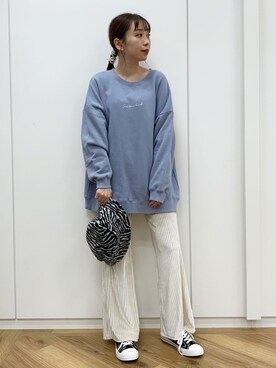 「ラブアンドピース2020」｜「アイテム（スウェット）」を使った、みさっきーさん（レディース・154cm）の秋コーディネート
