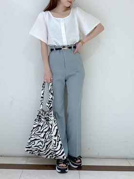 「スポサン」｜「アイテム（スラックス）」を使った、みさっきーさん（レディース・154cm）の春コーディネート