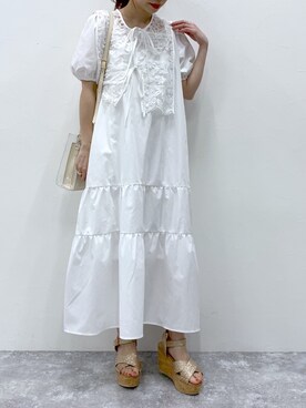 「アイテム（サンダル、ゴールド系）」を使った、みさっきーさん（レディース・154cm）の春コーディネート