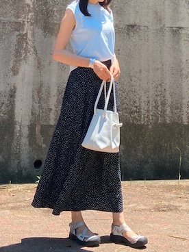 「VASIC（ヴァジック）のアイテム（トートバッグ）」を使った、kyoooco♡さん（レディース・162cm）の夏コーディネート