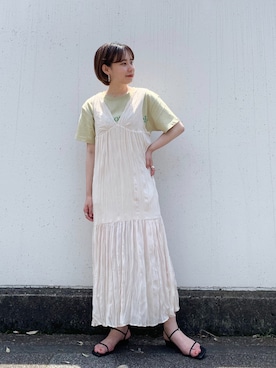 「カラーTシャツ」｜「アイテム（ワンピース/ドレス）」を使った、こなつさん（レディース・155cm）の夏コーディネート