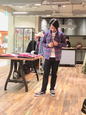 「HYSTERIC GLAMOUR（ヒステリックグラマー）のREVOLUTION SOUNDS刺繍 CPOシャツ（シャツ/ブラウス）」を使った、K.ODAさん（メンズ・182cm）の秋コーディネート