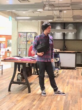 「HYSTERIC GLAMOUR（ヒステリックグラマー）のREVOLUTION SOUNDS刺繍 CPOシャツ（シャツ/ブラウス）」を使った、K.ODAさん（メンズ・182cm）の秋コーディネート