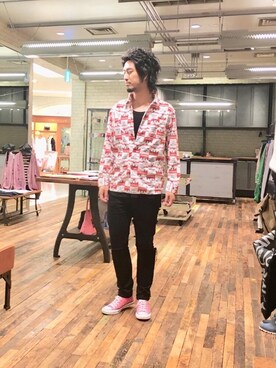 「アイテム（カバーオール、レッド系）」を使った、K.ODAさん（メンズ・182cm）の秋コーディネート