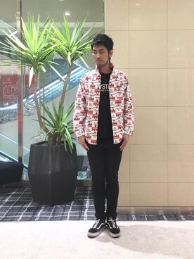 「アイテム（カバーオール、レッド系）」を使った、K.ODAさん（メンズ・182cm）の秋コーディネート