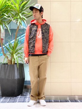 「ロックコーデ」｜「アイテム（ミリタリージャケット）」を使った、K.ODAさん（メンズ・182cm）の秋コーディネート