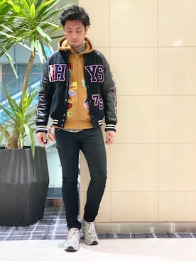 「スキニー」｜「アイテム（スタジャン）」を使った、K.ODAさん（メンズ・182cm）の秋コーディネート