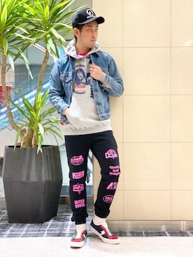 「ロックコーデ」｜「アイテム（デニムジャケット）」を使った、K.ODAさん（メンズ・182cm）の秋コーディネート