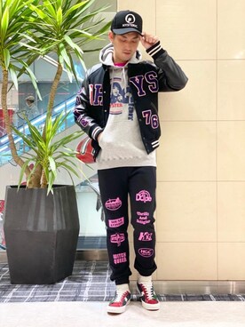 「70'sコーデ」｜「アイテム（スタジャン）」を使った、K.ODAさん（メンズ・182cm）の秋コーディネート