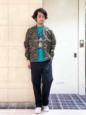 「ロックコーデ」｜「アイテム（ミリタリージャケット）」を使った、K.ODAさん（メンズ・182cm）の春コーディネート