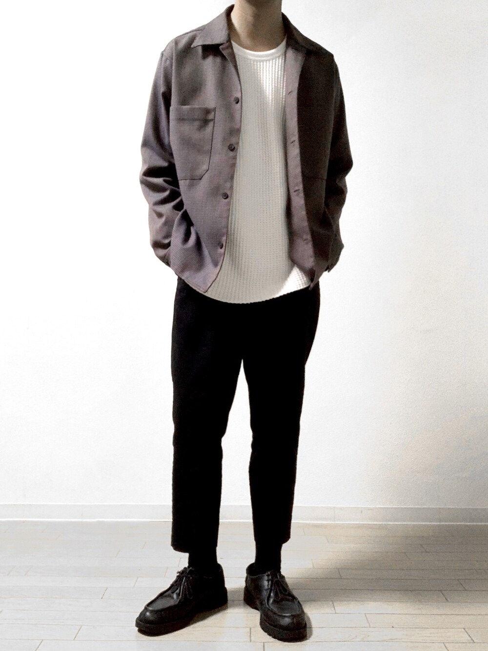 「きれいめカジュアル、秋、モノトーンコーデ」｜「Steven Alanの＜Steven Alan＞ VNTG/CHECK BOX CAMP COLLAR SHIRT-BOLD/シャツ（シャツ/ブラウス、グレー系）」を使った、トシさん（メンズ・173cm）の秋コーディネートの1枚目の写真