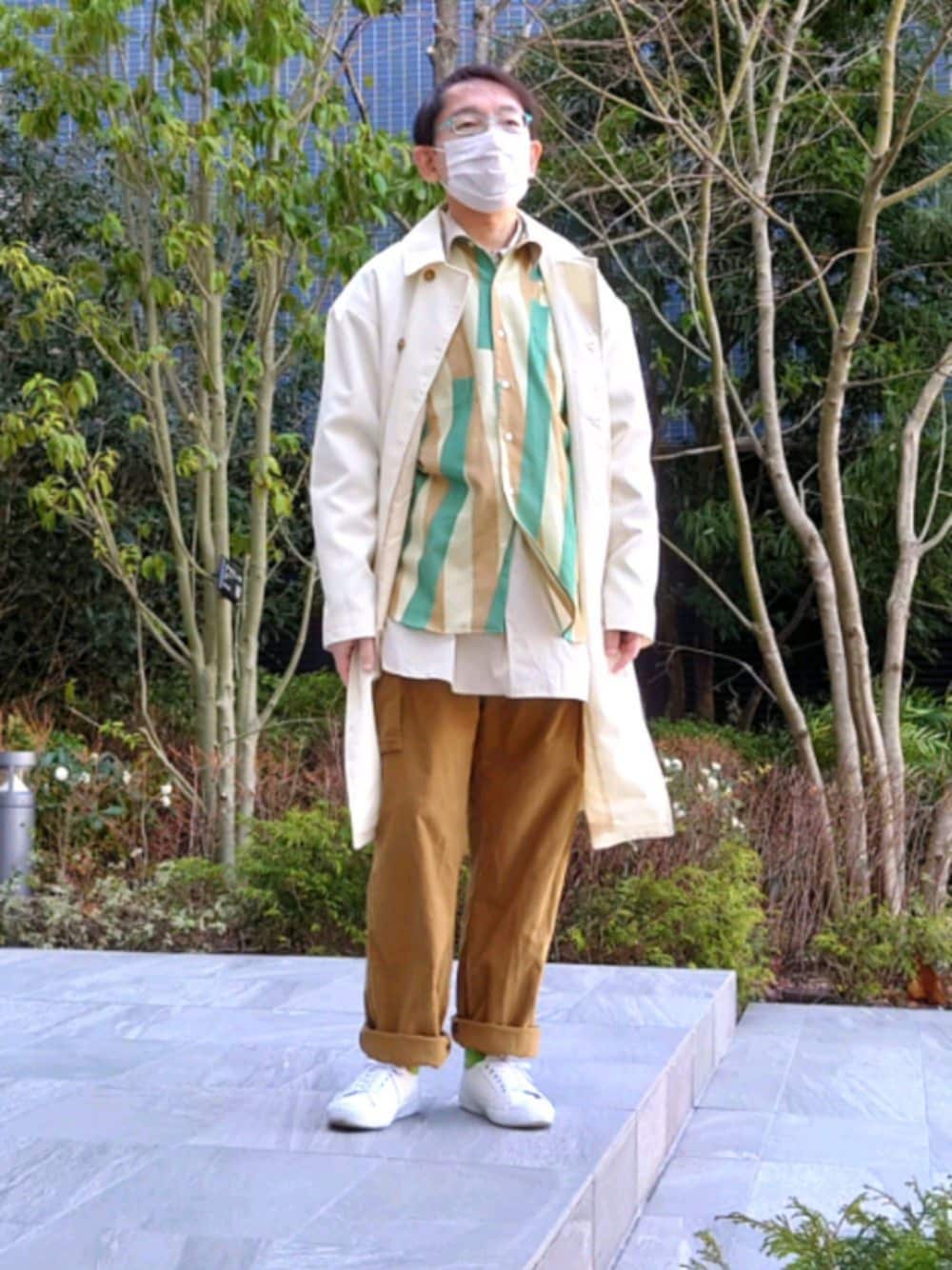 「40ct&525、BEAUTY&YOUTH UNITED ARROWS、ライムグリーン、SON OF THE CHEESE」｜「ARTISANのアイテム（Tシャツ/カットソー、グリーン系）」を使った、ちゃばこさん（メンズ・168cm）の春コーディネートの1枚目の写真