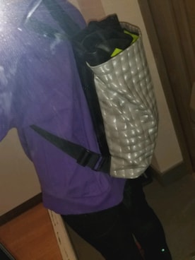 「アイテム（バックパック/リュック、シルバー系）」を使った、MANAさん（レディース・155cm）の秋コーディネート