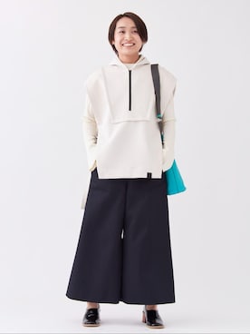 「イエベ」｜「アイテム（サロペット/オーバーオール）」を使った、LANVIN en Bleu STAFFさん（レディース・160cm）の冬コーディネート