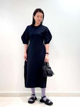 「アイテム（レッグウェア、パープル系）」を使った、LANVIN en Bleu STAFFさん（レディース・164cm）の春コーディネート
