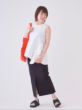 「アイテム（エコバッグ/サブバッグ、オレンジ系）」を使った、LANVIN en Bleu STAFFさん（レディース・162cm）の春コーディネート