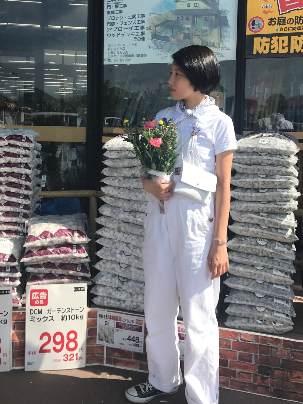 「リンナーズハイのアイテム（ショルダーバッグ、ホワイト系）」を使った、kuniaさん（レディース・161cm）の夏コーディネートの1枚目の写真