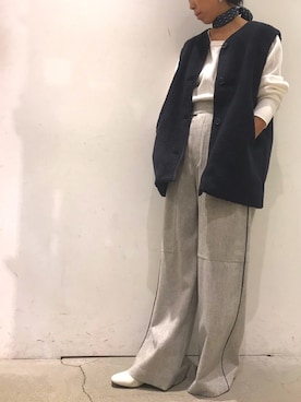 「RUMBLE RED（ランブルレッド）のアイテム（パンツ）」を使った、Yuka Ozawaさん（レディース・155cm）の秋コーディネート