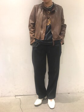 「NCB neat caprice brand（エヌシービーニートカプリスブランド）のアイテム（ライダースジャケット）」を使った、Yuka Ozawaさん（レディース・155cm）の冬コーディネート