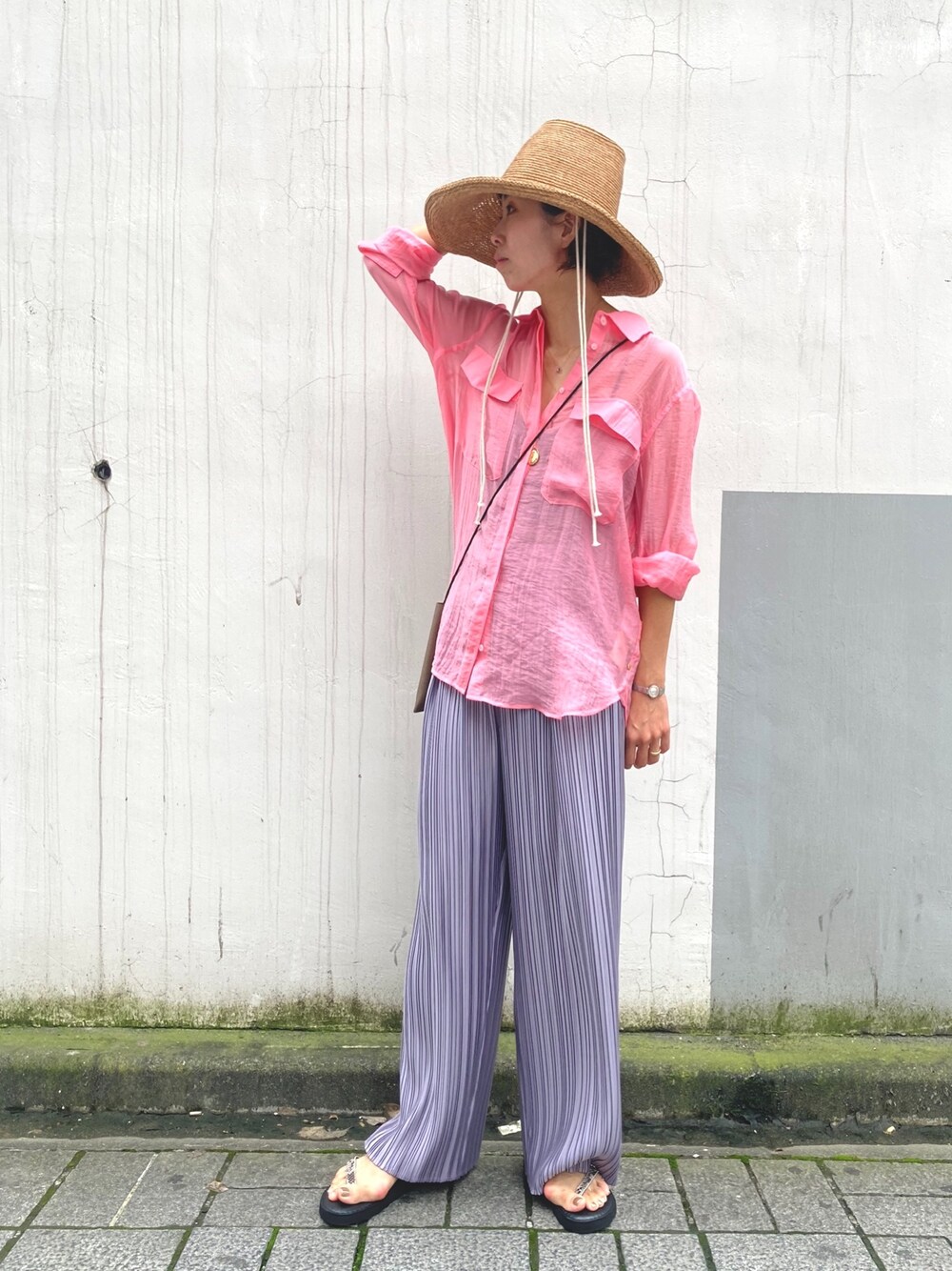 「iTTi、ピンク、夏コーデ、uncut bound、ラフ、lamaisondelyllis、今日のコーデ、CAMINANDO、ラクチンコーデ、むぎわら帽子」｜「La Maison de LyllisのLa Maison de Lyllis(ラ メゾン ド リリス)　SOMBRERO /ソンブレロ（ハット、ブラウン系）」を使った、Yuka Ozawaさん（レディース・155cm）の夏コーディネートの1枚目の写真
