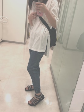 「UNIQLO（ユニクロ）のアイテム（Tシャツ/カットソー、ホワイト系）」を使った、カナピさん（レディース・160cm）の夏コーディネート