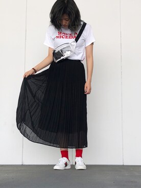 Yurinaさんの「・13col.シフォンプリーツロングスカート」を使ったコーディネート