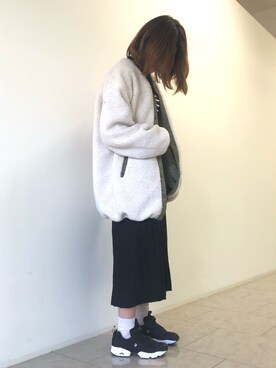 Yurinaさんの「・ロングニットプリーツ風スカート」を使ったコーディネート