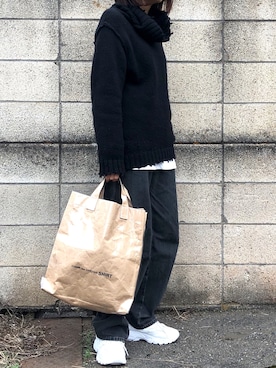 「YECCA VECCA（イェッカヴェッカ）のアイテム（トップス）」を使った、Yurinaさん（レディース・165cm）の冬コーディネート