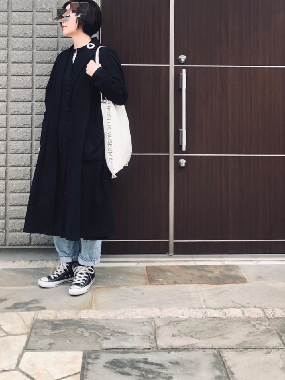 「春コーデ、シンプル、大人カジュアル、レイヤードstyle」｜「charpentier de vaisseauのアイテム（Tシャツ/カットソー、ホワイト系）」を使った、na.さん（レディース・160cm）の冬コーディネートの1枚目の写真
